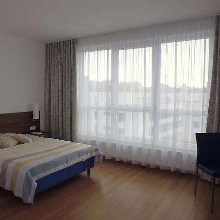 Zar-hotel Vitalis Отель Регенсбург